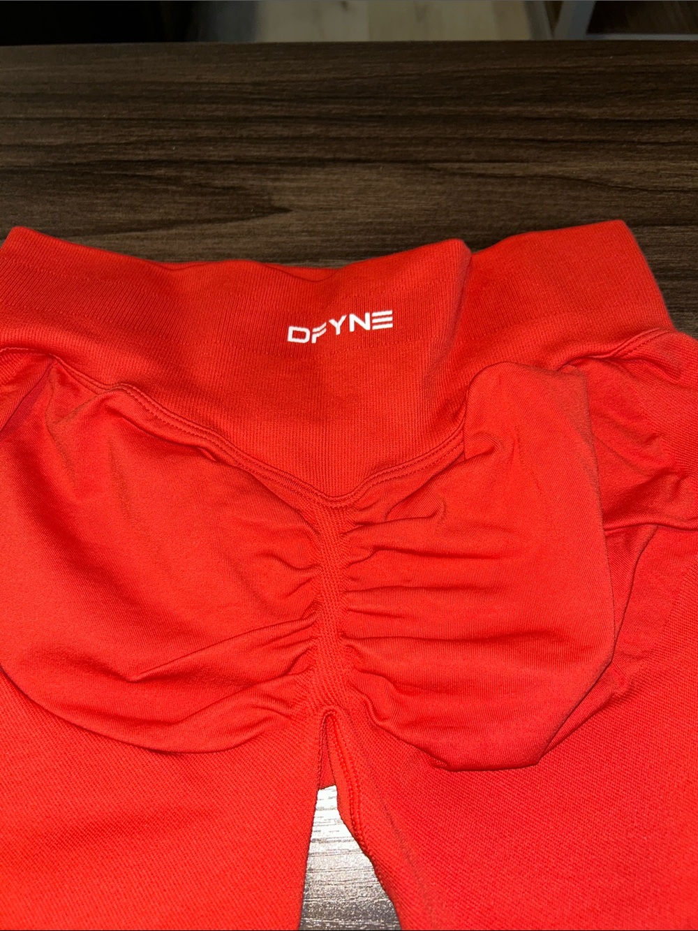 DFYNE Bright Red Sports Bra and Shorts Set - Picture 6 of 6